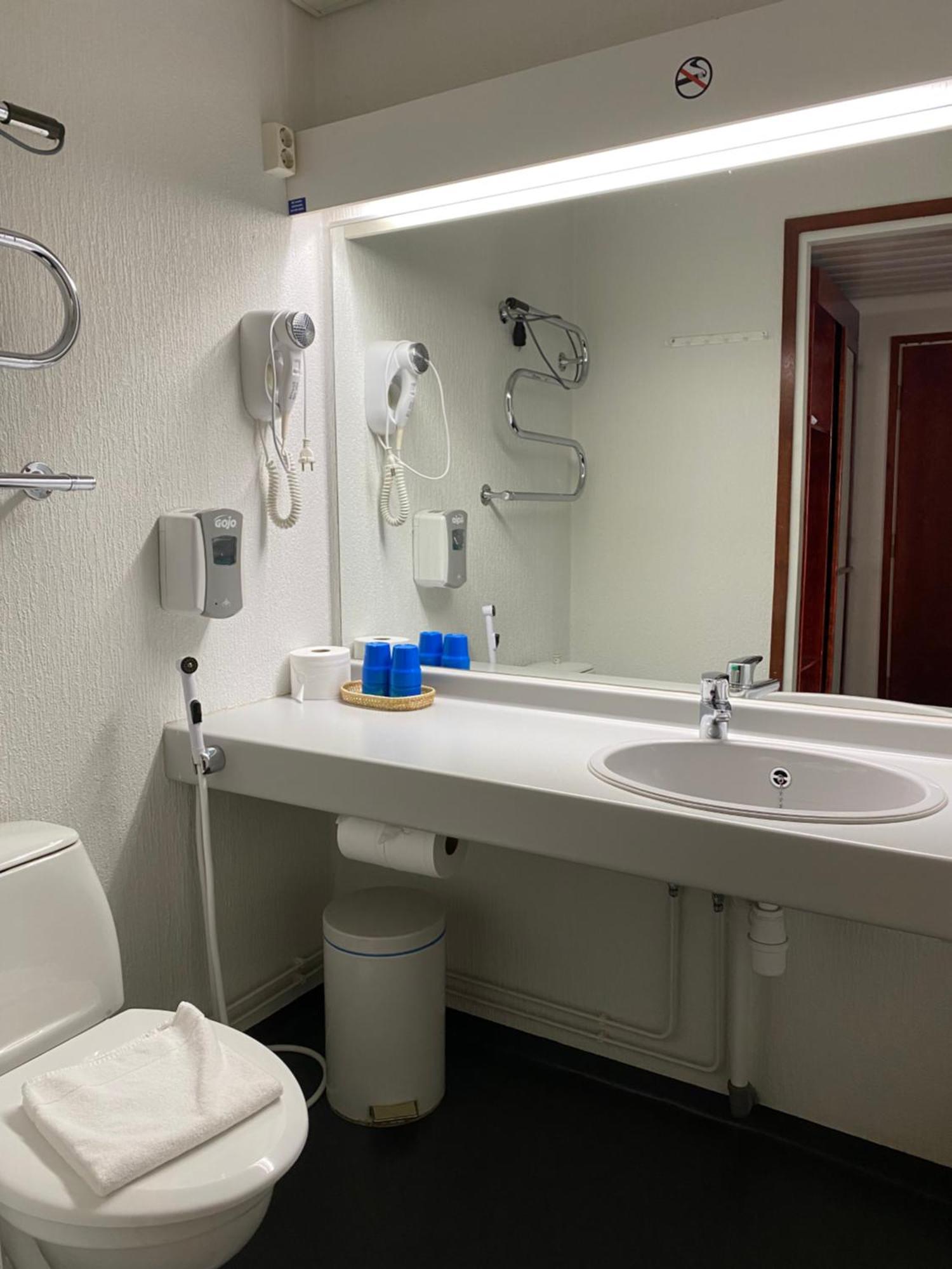 Hotel & Hostel Tallukka Asikkala  ภายนอก รูปภาพ